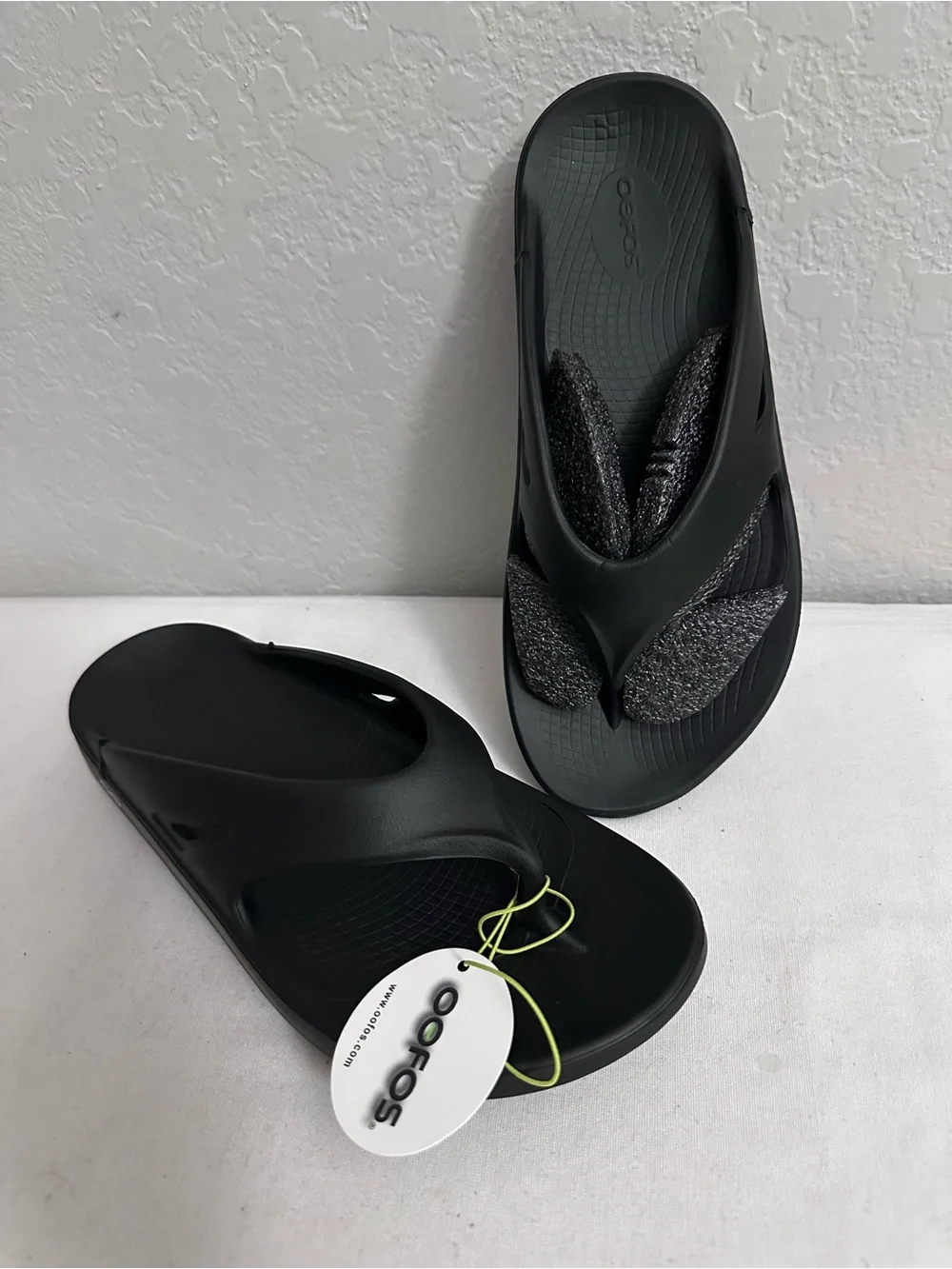 OOFOS OOriginal Recovery Sandal - Size Womens 12/Mens 10 in Black